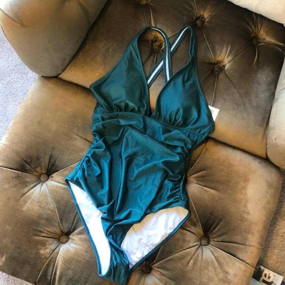 Cupshe one piece bathing suit medium